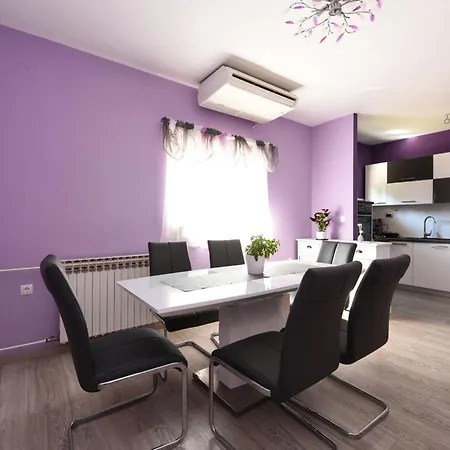 Yespeace By Interhome Tatil Evi