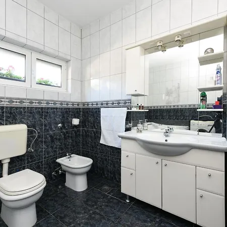 Tatil Evi Yespeace By Interhome Zadar