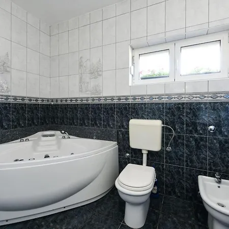 Yespeace By Interhome Tatil Evi *