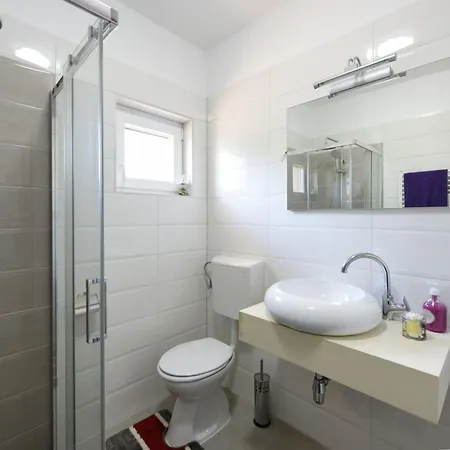 Yespeace By Interhome Tatil Evi